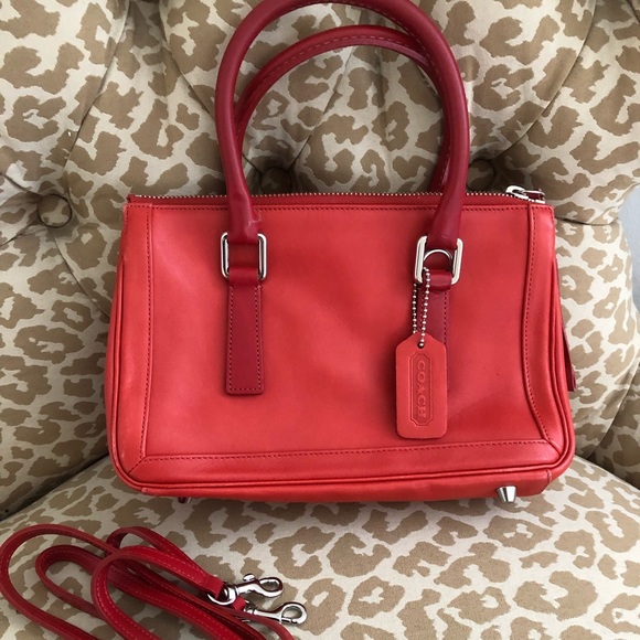 Red leather Coach mini handbag - Picture 1 of 7